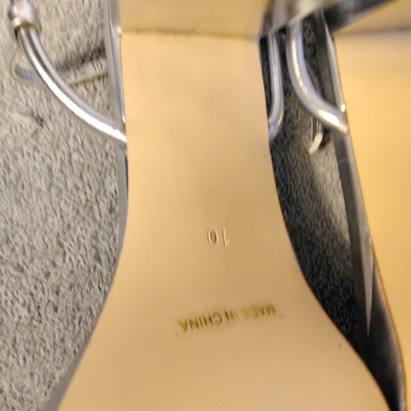 Chic & Modern Modatope Silver Metallic Block Heels Size 10 Ankle Strap Platform - Picture 14 of 16